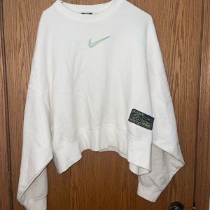 Oversized cropped Nike crew neck